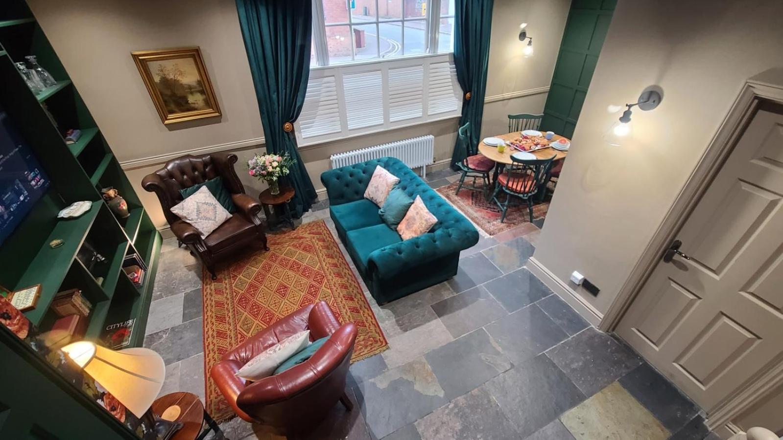 Samuels' A Duplex Apartment By Spires Accommodation In Lichfield City Centre Exterior photo
